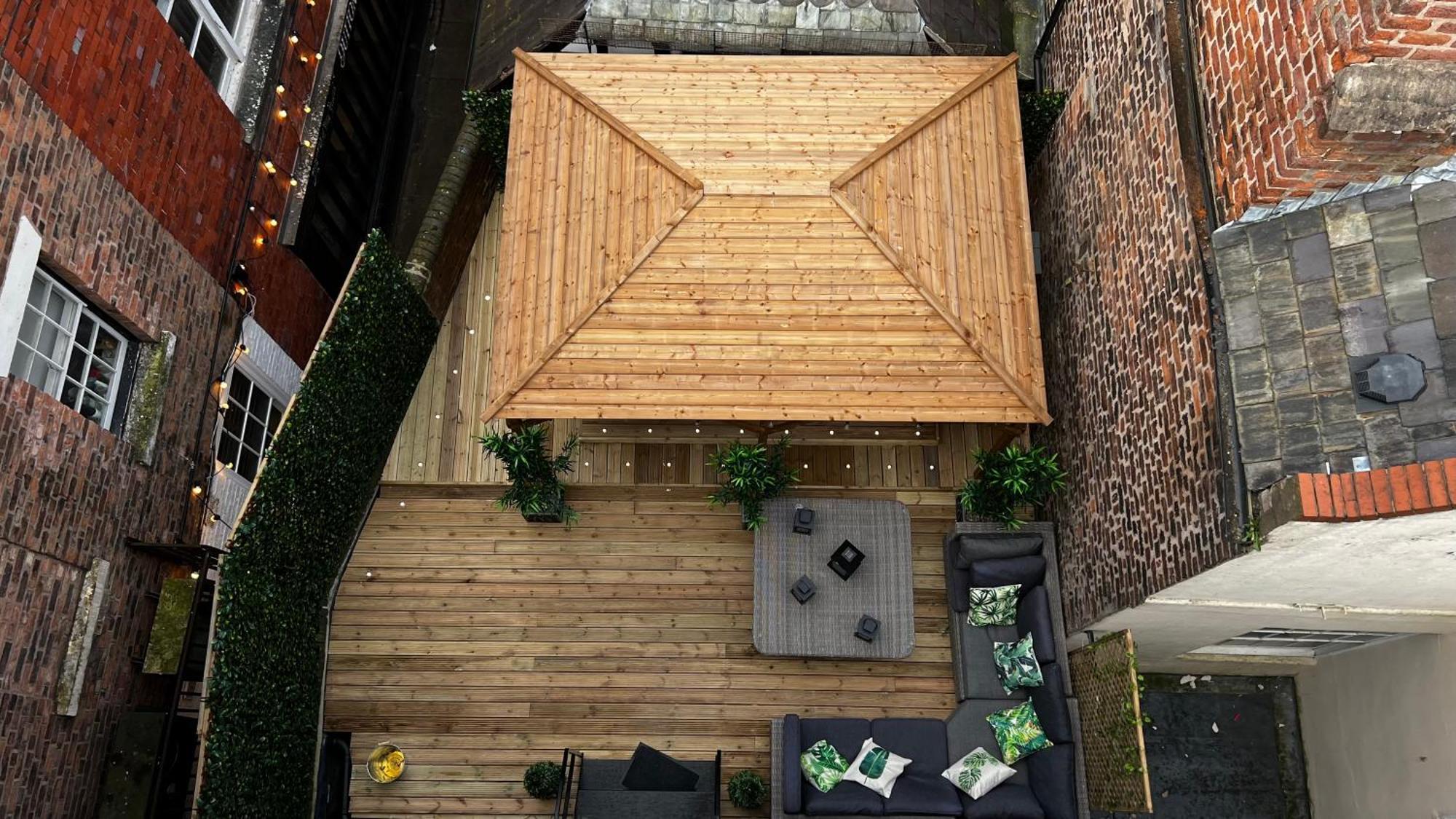 Romance On The Rows - Hot Tub City Centre Chester Dış mekan fotoğraf